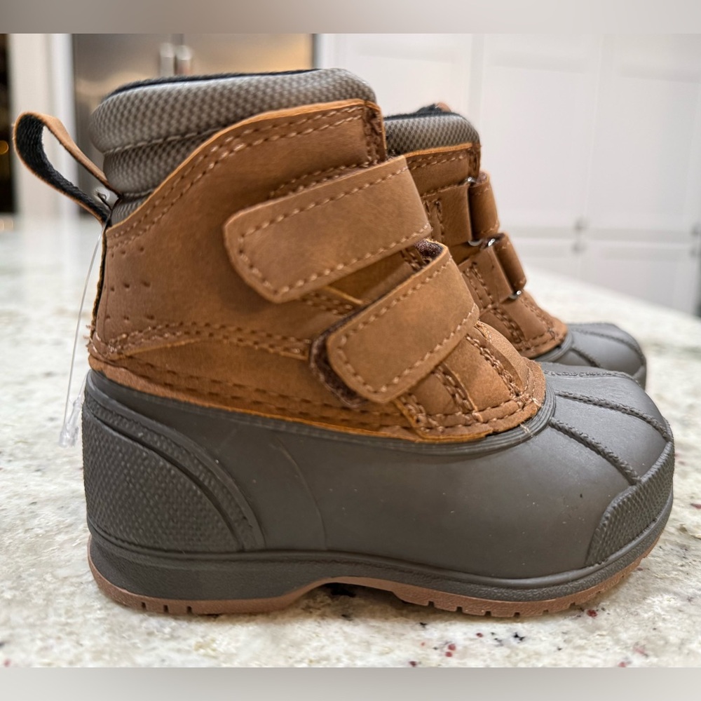 Magellan Outdoors Toddlers' All Weather Duck Boots NEW